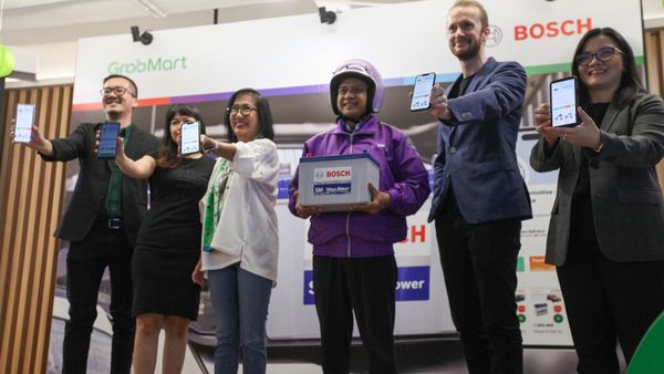 Servis Ganti Aki Mobil Makin Sat Set Lewat Aplikasi