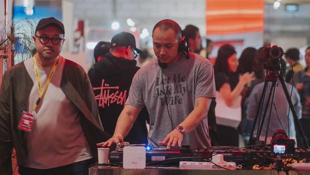 Tiko Aryawardhana dan BCL