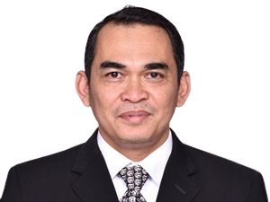 Profil Adhitya Wardhono, Dosen FEB Unej yang Jadi Panelis Debat Cawapres Profil Adhitya Wardhono, Dosen FEB Unej yang Jadi Panelis Debat Cawapres