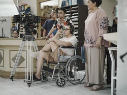 Zaskia Mecca Ungkap Kondisi Hanung Bramantyo Setelah Tertimpa Motor