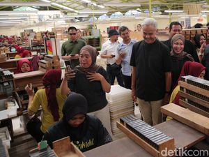 Ganjar Ingin Ekosistem Tembakau Dilindungi: Punya Kita Kualitas Tinggi