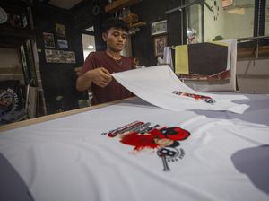 Girangnya Pengusaha Konveksi, Permintaan Kaos Partai Melonjak 70% Girangnya Pengusaha Konveksi, Permintaan Kaos Partai Melonjak 70%