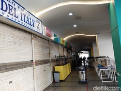 Pedagang Harap Blok M Square Buka Lagi: Biar Ada Pemasukan