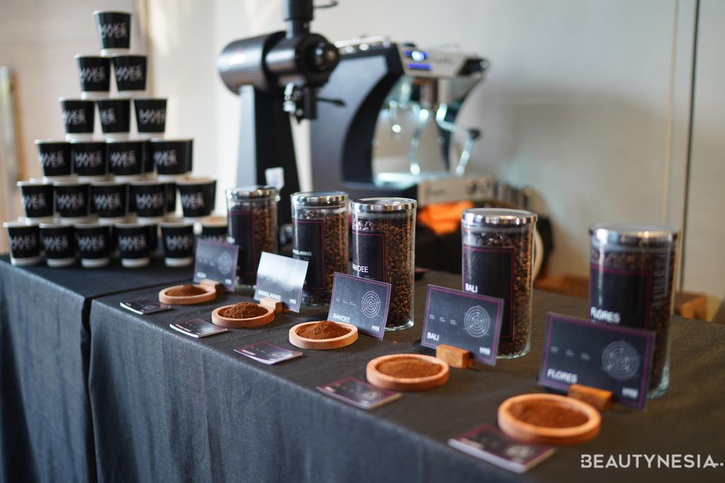 Make Over ajak para influencer ikut keseruan dalam 2 produk terbarunya