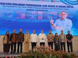 Zulhas Sebut Ekspor-Impor Harus Diatur agar UMKM Maju