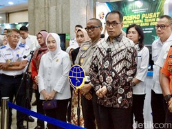 Kemenhub Bakal Batasi Lalu Lintas Truk Selama Nataru