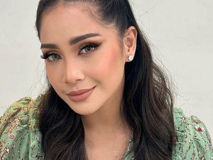 Nagita Slavina Didandanin Tasya Farasya, Hasilnya Bikin Pangling Jadi Begini Nagita Slavina Didandanin Tasya Farasya, Hasilnya Bikin Pangling Jadi Begini