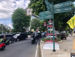 Ornamen Natal Percantik Jalan Sudirman-Kotabaru Jogja