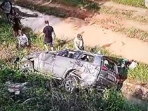 Laka Tunggal di Tol Lampung, Pajero Terperosok ke Jurang