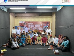 Diskominfo Kediri Latih UMKM-Komunitas Desa Wisata Jadi Konten Kreator