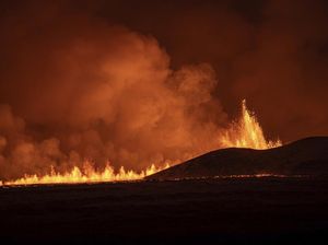 Gunung Berapi di Islandia Meletus, 4 Ribu Warga Dievakuasi