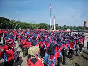 Damkar Bandung Dapat Tambahan Tenaga dari 525 Relawan