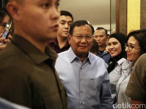 Prabowo Hadiri Acara Bareng Relawan Tionghoa