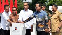 Foto-foto Jokowi Resmikan Jembatan Otista Bogor