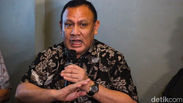 Sambil Ngopi, Firli Bahuri Klaim Praperadilannya Tak Ditolak