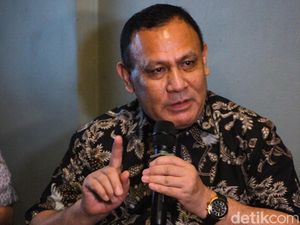 Polda Metro Segera Tetapkan Tersangka dalam Perkara Baru Jerat Firli Bahuri Polda Metro Segera Tetapkan Tersangka dalam Perkara Baru Jerat Firli Bahuri