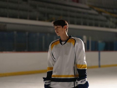Song Joong Ki sempat menjadi atlet speed skating sebelum debut sebagai aktor/Foto: Instagram/hi_songjoongki