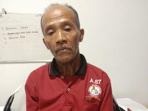 Penampakan Wakasek SMAN 5 Jeneponto Diduga Cabuli Siswi di Ruangannya Penampakan Wakasek SMAN 5 Jeneponto Diduga Cabuli Siswi di Ruangannya