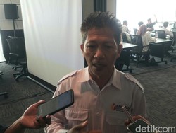KPU-Bawaslu Makassar Diminta Duduk Bareng Kaji Aturan Penertiban APK di Pohon