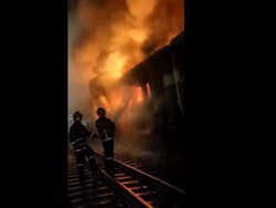 Pedemo Bakar Kereta di Bangladesh, Ibu dan Anak Tewas Terpanggang