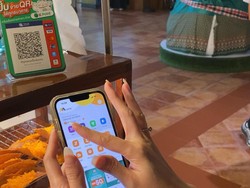 Nggak Perlu Repot! Sekarang Bisa Jajan di Luar Negeri Pakai QRIS