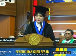 Ilmuwan Vaksin Covid Dapat Gelar Profesor Honoris Causa Unair Ilmuwan Vaksin Covid Dapat Gelar Profesor Honoris Causa Unair