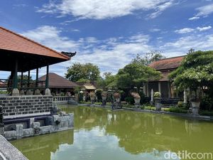 Sejarah Puri Agung Karangasem