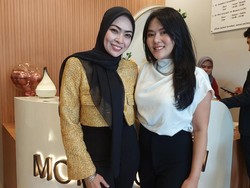 Cara Penyanyi Marizka Juwita Jaga Penampilan