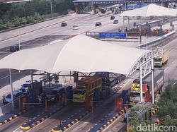 125 Ribu Kendaraan Balik ke Jabotabek Melalui Gerbang Tol Cikatama