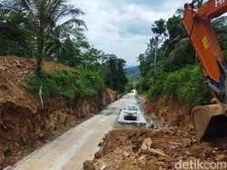 Jalur ke Pantai Carita Pandeglang Via Bangangah Bisa Segera Dilalui Wisatawan