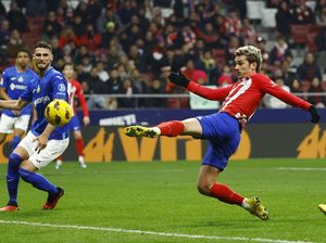 10 Pemain Atletico Madrid Vs Getafe Tuntas 3-3 10 Pemain Atletico Madrid Vs Getafe Tuntas 3-3