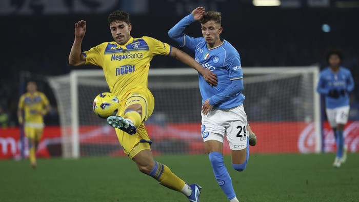Di Coppa Italia Napoli vs Frosinone Partenopei dikalahkan 0–4