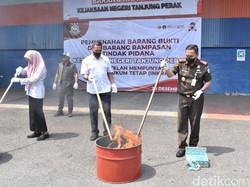 Barang Bukti Narkoba hingga Sajam Dimusnahkan Kejari Tanjung Perak Surabaya