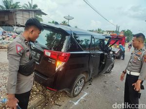 Warek III IAIN Kerinci Kecelakaan di Sarolangun, Korban Selamat Warek III IAIN Kerinci Kecelakaan di Sarolangun, Korban Selamat