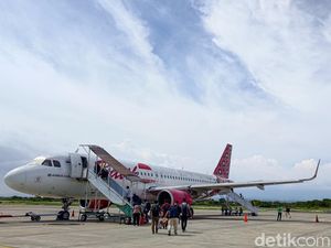 Penumpang Pesawat di Banyuwangi Diprediksi Naik 153 orang Per Hari Saat Nataru Penumpang Pesawat di Banyuwangi Diprediksi Naik 153 orang Per Hari Saat Nataru