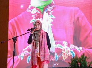 Atikoh Bicara Sikap Toleransi Ganjar di Hadapan Relawan Lintas Agama Surabaya