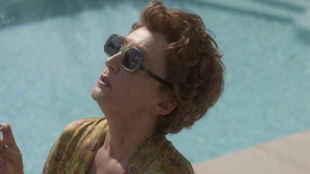 Pada The Crown Season 6 Part 2, kisah akan berputar pada kehidupan keluarga Kerajaan Inggris selepas kematian Putri Diana yang ditampilkan pada episode 4 atau akhir bagian pertama.