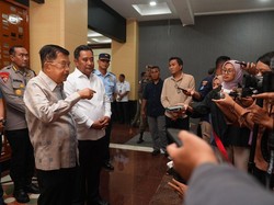 Solusi Jusuf Kalla Atasi Lonjakan Pengungsi Rohingya Masuk Indonesia