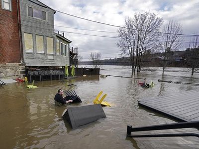 Penampakan Banjir Landa Wilayah Timur Laut AS
