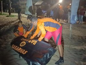 Wisatawan yang Terseret Arus di Pantai Double Six Ditemukan Tewas Wisatawan yang Terseret Arus di Pantai Double Six Ditemukan Tewas