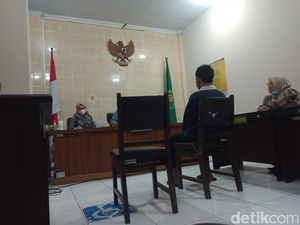 Setubuhi Sisiwi SD, Siswa MAN di Mojokerto Divonis 2,5 Tahun Pembinaan Setubuhi Sisiwi SD, Siswa MAN di Mojokerto Divonis 2,5 Tahun Pembinaan