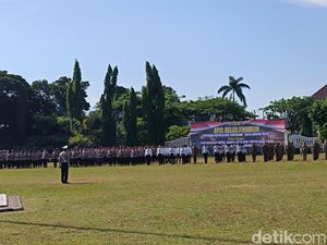 853 Aparat Gabungan Dikerahkan Amankan Libur Natal-Tahun Baru di Bogor 853 Aparat Gabungan Dikerahkan Amankan Libur Natal-Tahun Baru di Bogor