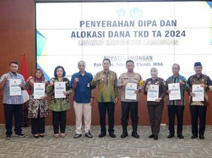 Bupati Lamongan Serahkan DIPA dan Daftar Alokasi TKD 2024, Ini Pesannya Bupati Lamongan Serahkan DIPA dan Daftar Alokasi TKD 2024, Ini Pesannya