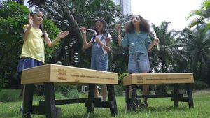 Edukasi Lingkungan Lewat Produk Daur Ulang