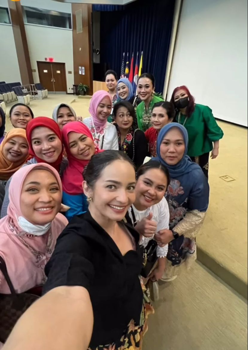 Enzy Storia