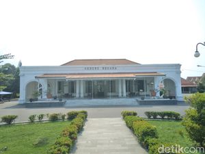 Potret IPM, Kemiskinan hingga Ketimpangan di Cirebon Raya Potret IPM, Kemiskinan hingga Ketimpangan di Cirebon Raya