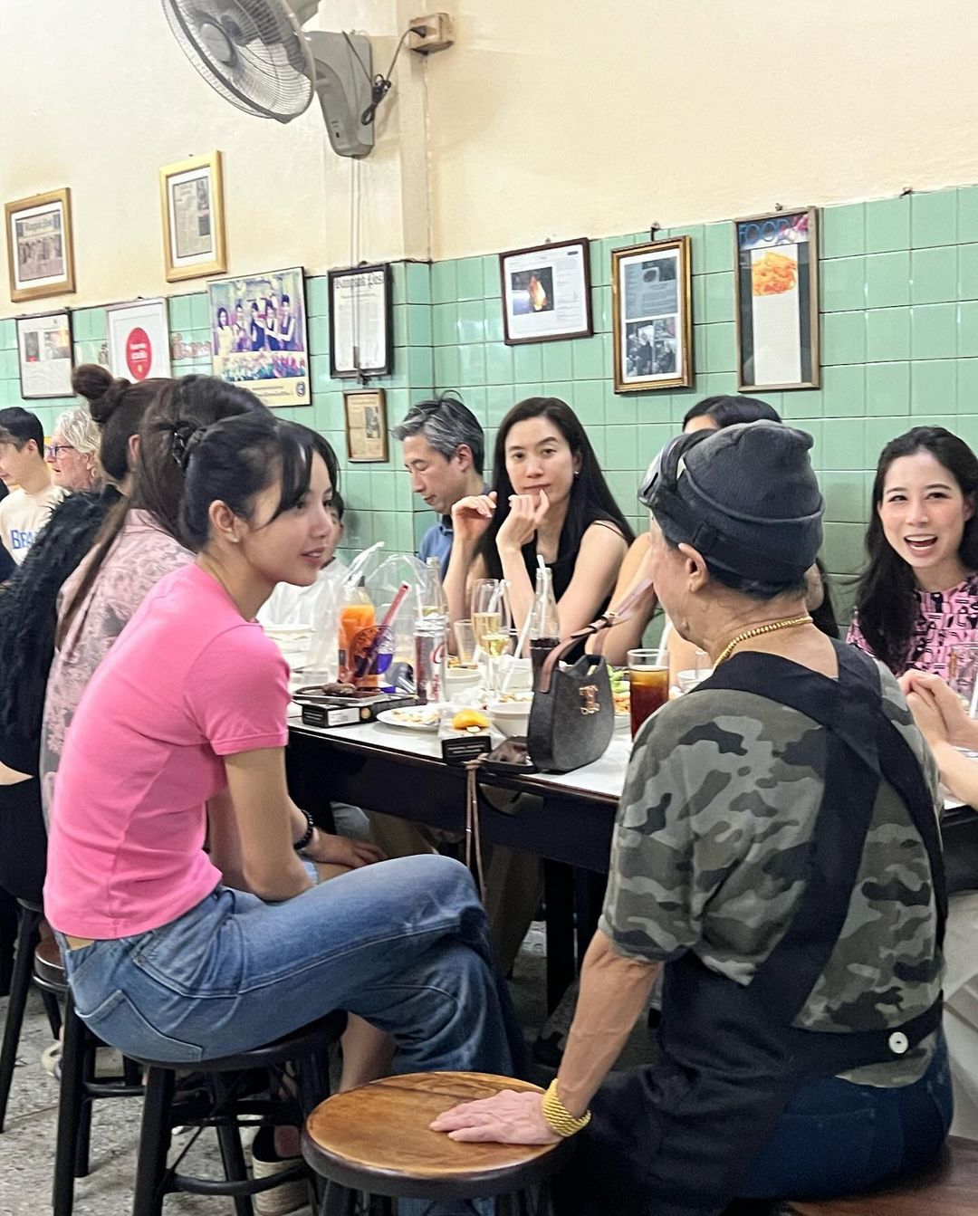 Lisa saat pulang kampung ke Thailand