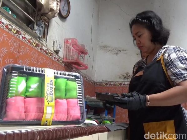 Manis Legit Pancake Durian Wonosalam, Mau Coba?