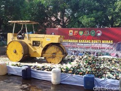 Jelang Nataru, Polisi Lenyapkan 7 Ribu Liter Ciu di Cirebon