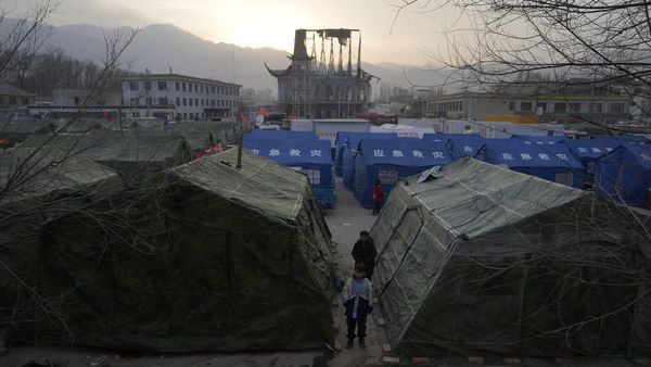 Penampakan Lokasi Pengungsian Korban Gempa China